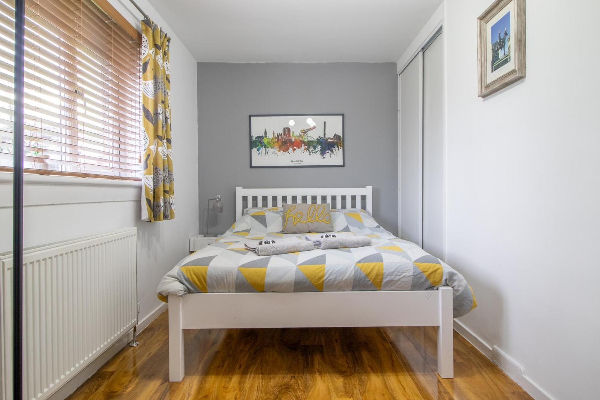 1 Bed Apartment Central Hamilton Free Wifi With Great Transport Links To Glasgow Exteriér fotografie